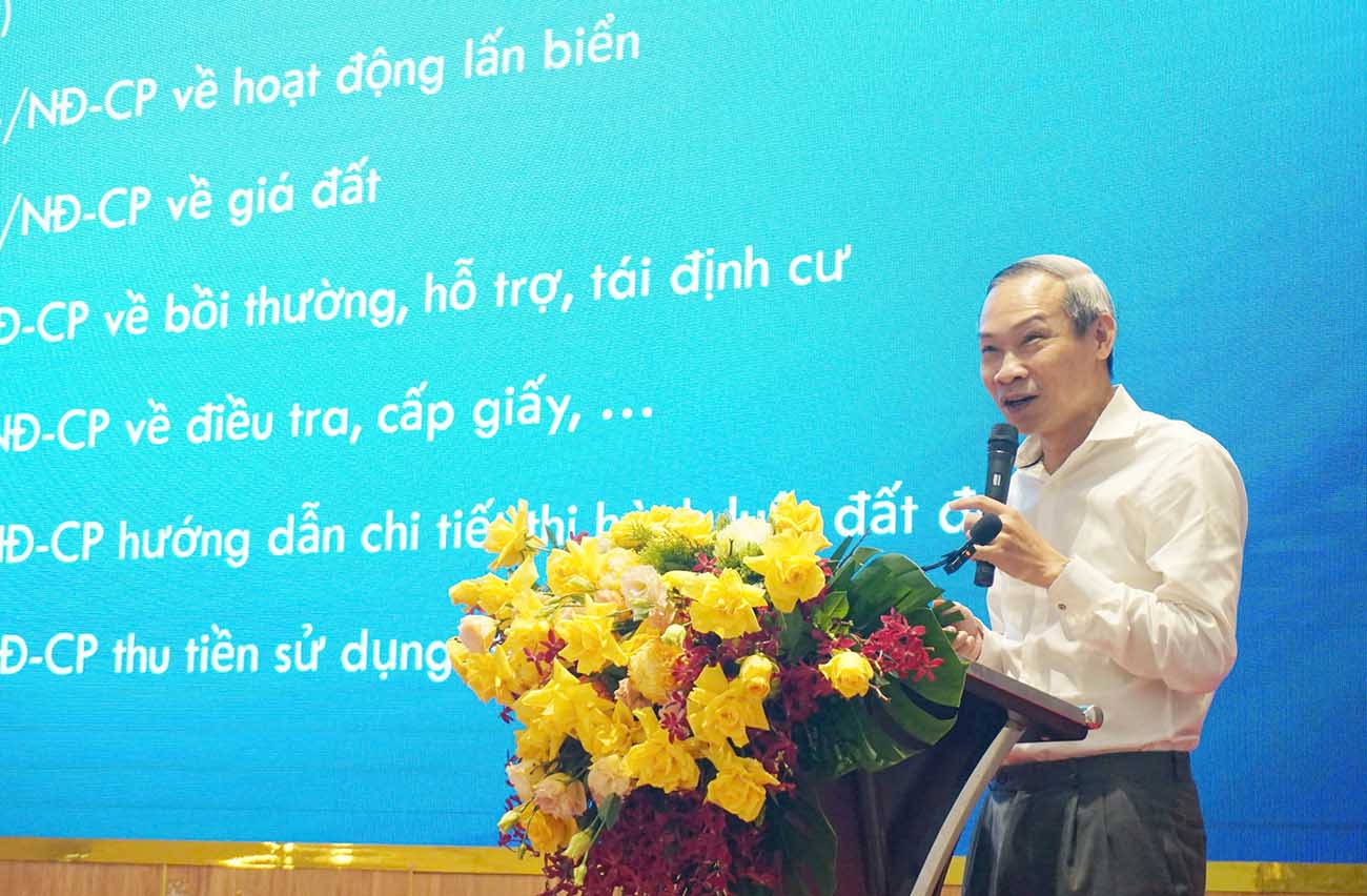 Ông Phan Đức Hiếu - Ủy viên Thường trực Ủy ban Kinh tế của Quốc hội. Ảnh: Nguyên Anh.
